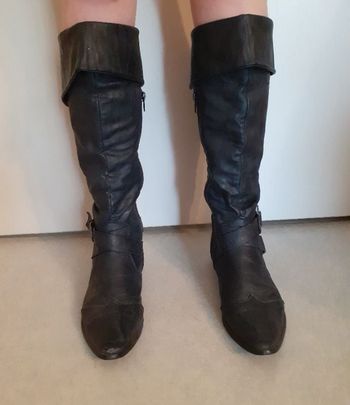 Bottes noires type cuissardes
