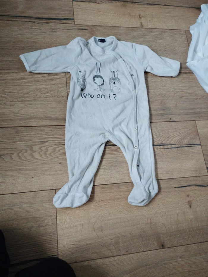 Lot de 8 pyjamas filles 12 moi - photo numéro 3