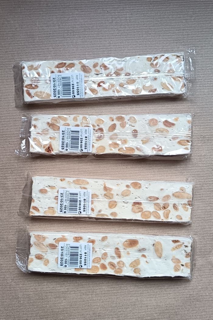 4 barres nougat tendre de Montélimar Nicole Bernard NEUF - photo numéro 3