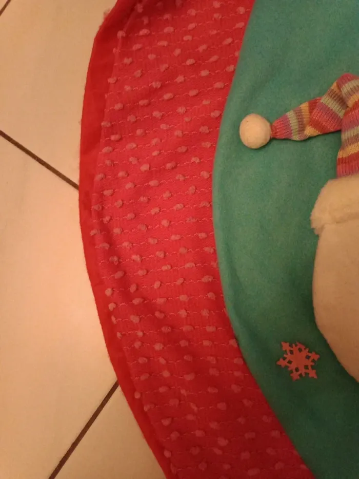 Tapis dessous de sapin père noël en relief - photo numéro 6