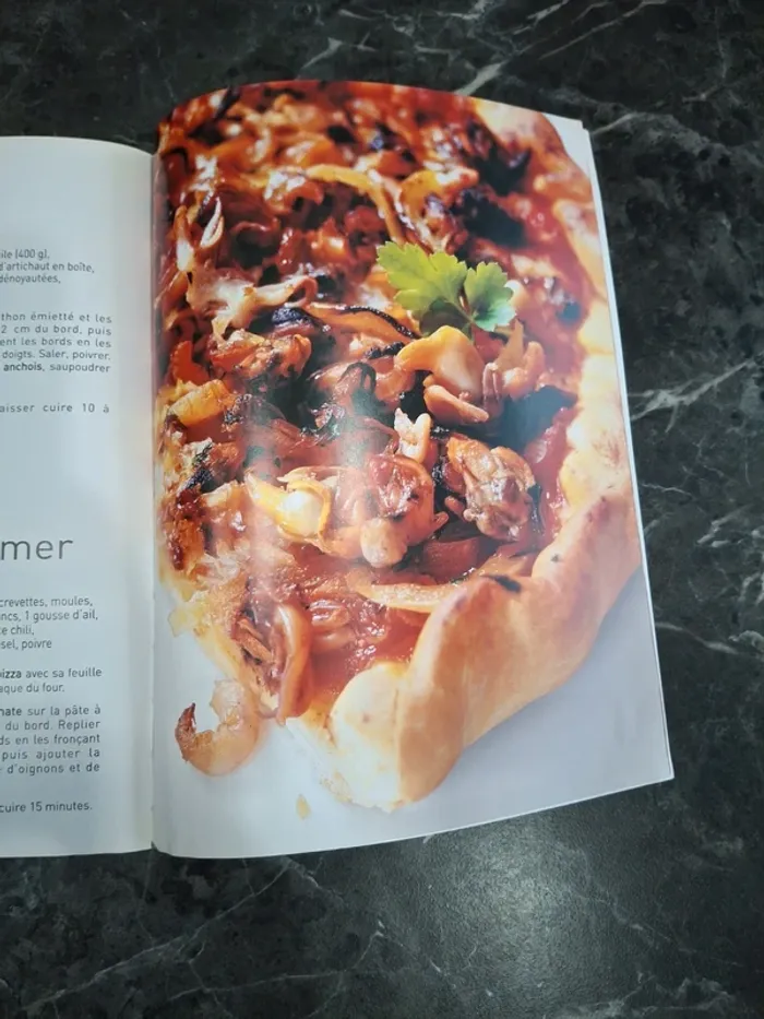 Livre cuisine pizza et quiche , cuisiner avec les enfants en très bon état - photo numéro 2