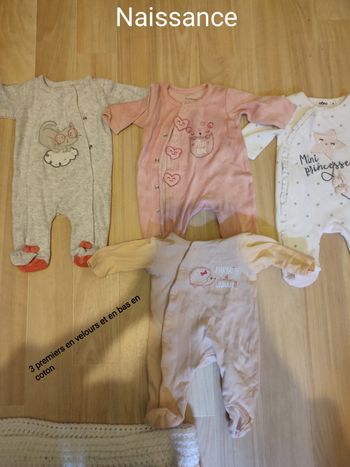 Lot de quatre pyjamas naissance