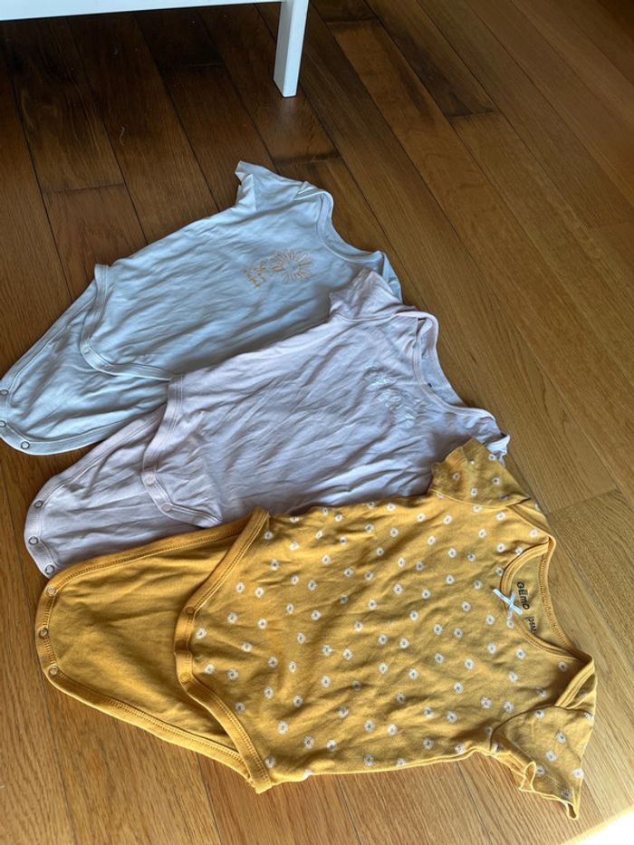 Lot de 3 bodies demi manche pour bébé fille - photo numéro 5