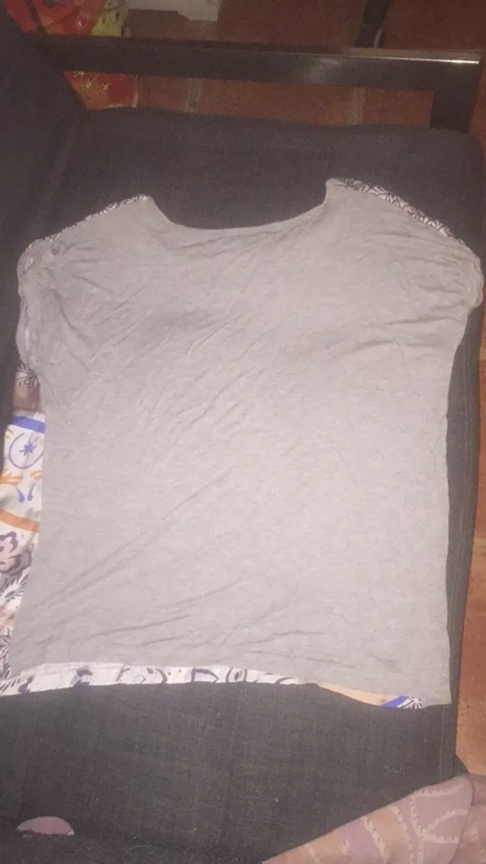 T shirt - photo numéro 2