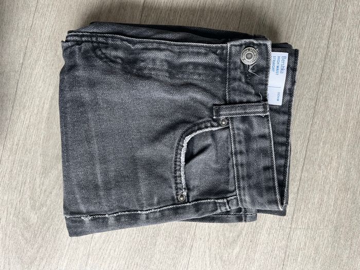 Jean taille haute noir high waist straight Bershka T32 - photo numéro 8