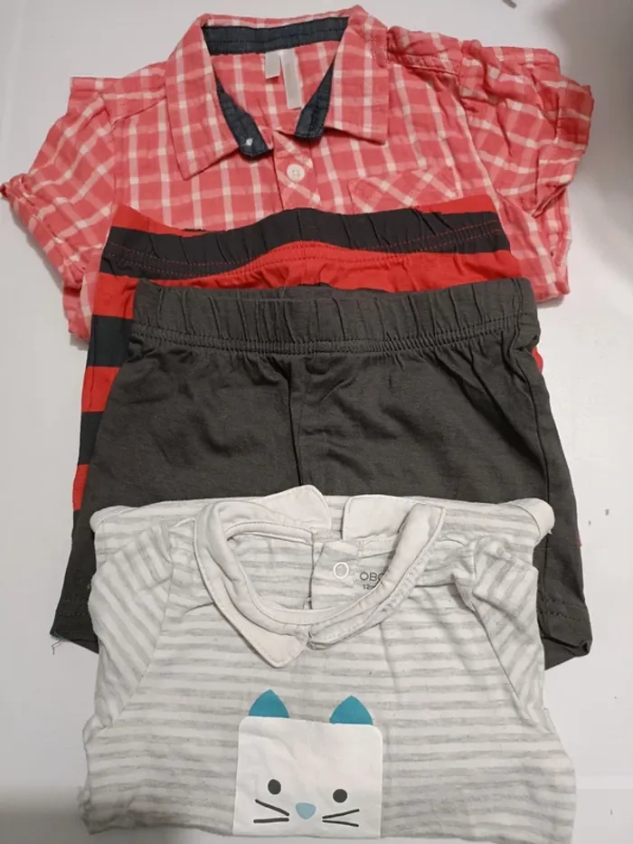 Lot 4 vêtements 12 mois garçon