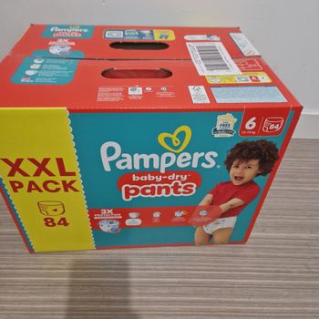 1 carton de couches pampers pants taille 6