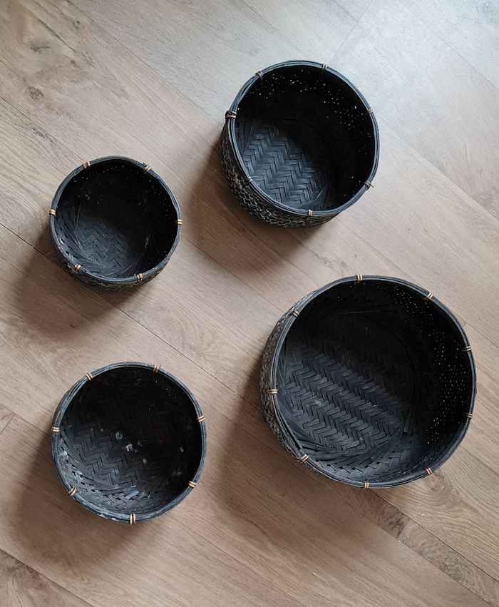 🌻 Lot de 4 corbeilles rondes noires et grisouilles 🌻