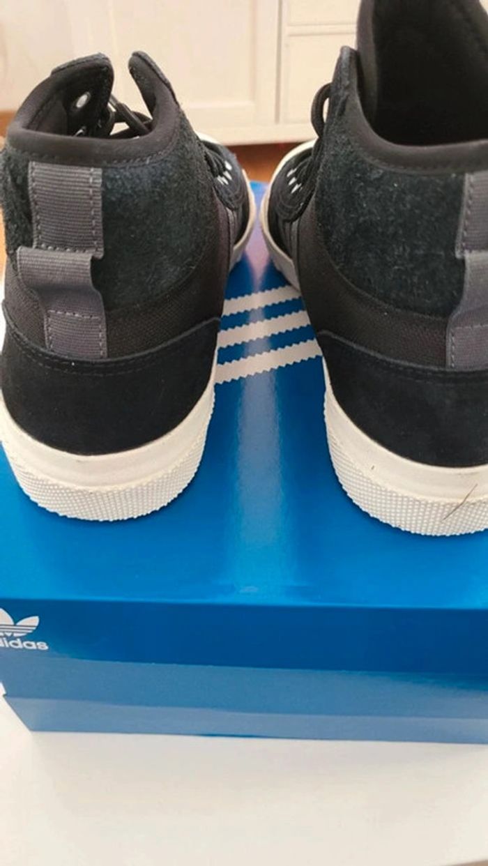 Basket adidas neuve casual nizza 42 2/3 - photo numéro 8