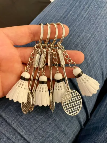 Lot de 4 porte-clefs badminton