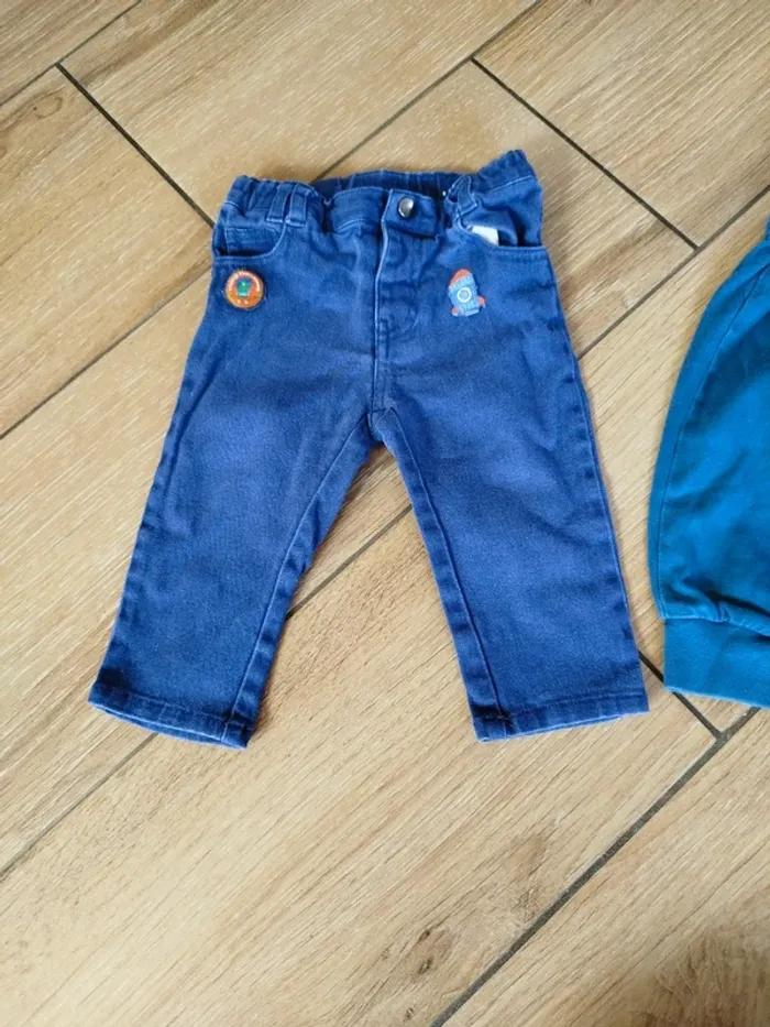 Lot 2 pantalons bébé garçon 9 mois - photo numéro 2