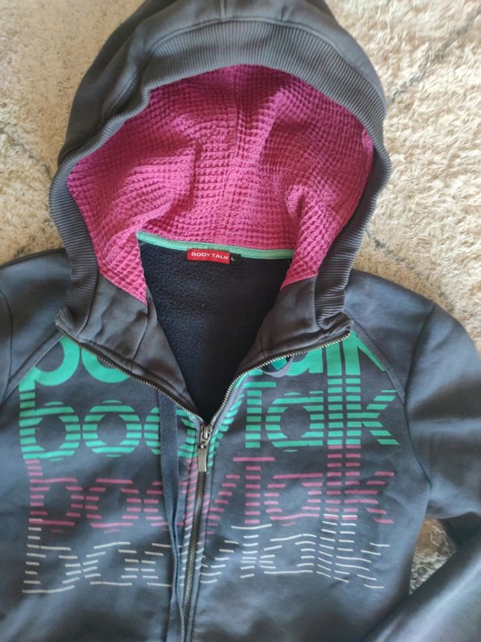Veste à capuche - photo numéro 4