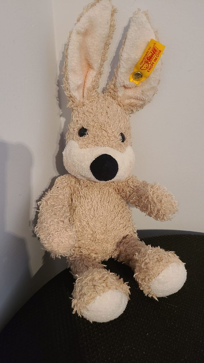 Peluche Lapin Mr. Cupcake Marque: Steiff