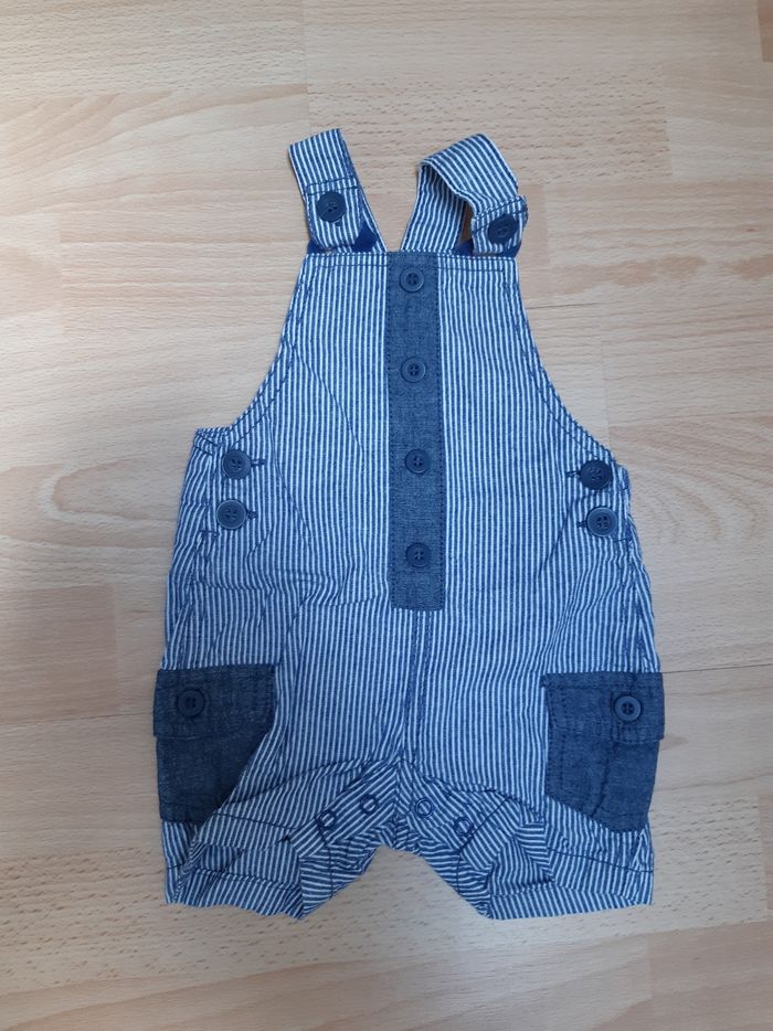 Salopette short rayée 3 mois excellent état