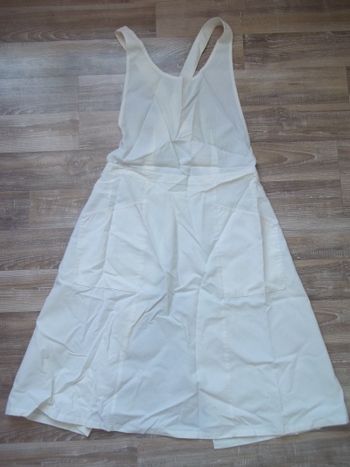 Tablier à bretelles croisées ivoire Bragard 42/44