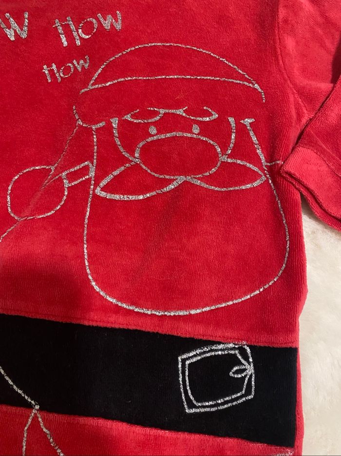 Pyjama Père Noël 🎅 – 12 mois – TBE - photo numéro 2