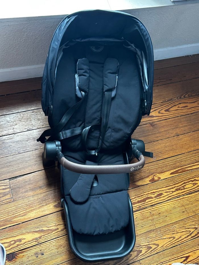 Trio PRIAM POUSSETTE CYBEX (châssis, Nacelle et siège aussi) - photo numéro 2