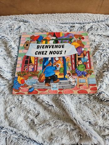 📗Livre bienvenue chez nous !