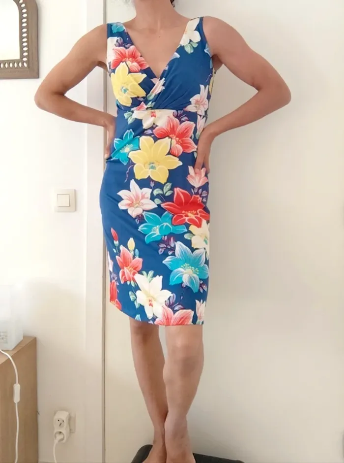 Superbe robe King Louie motifs fleurs colorées - photo numéro 4