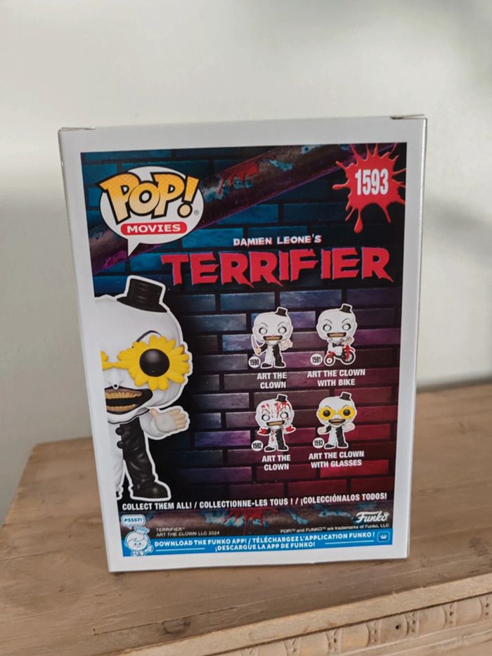 Figurine funko pop art clown with glasses 1593 - photo numéro 3