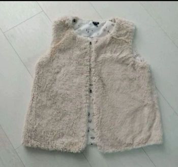 Gilet léger sans manche couleur crème