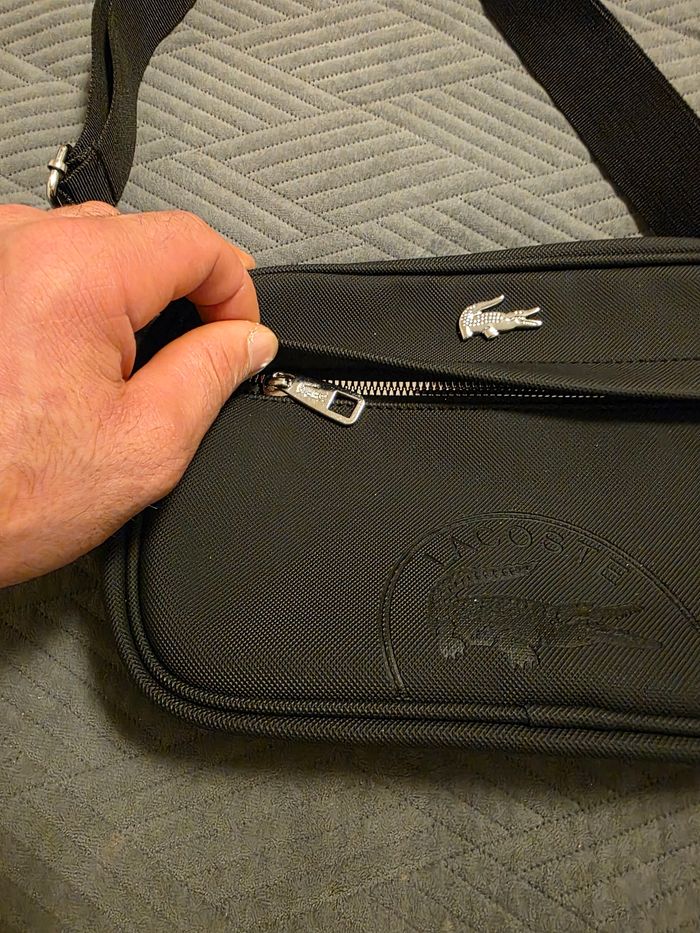Sac à bandoulière Lacoste - photo numéro 3