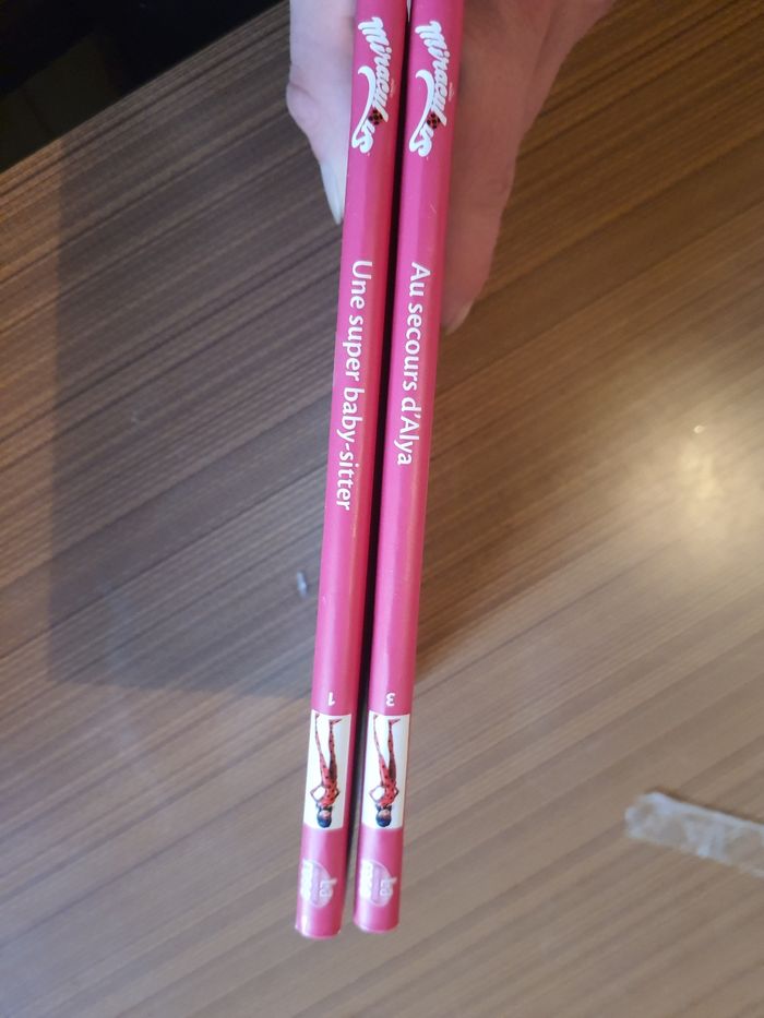 Lot de 2 livre miraculous - photo numéro 2