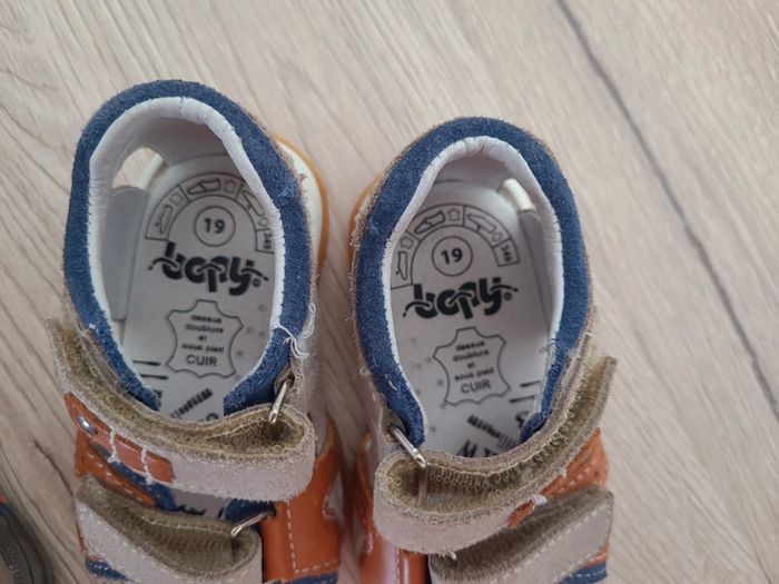 Lot chaussures - photo numéro 2