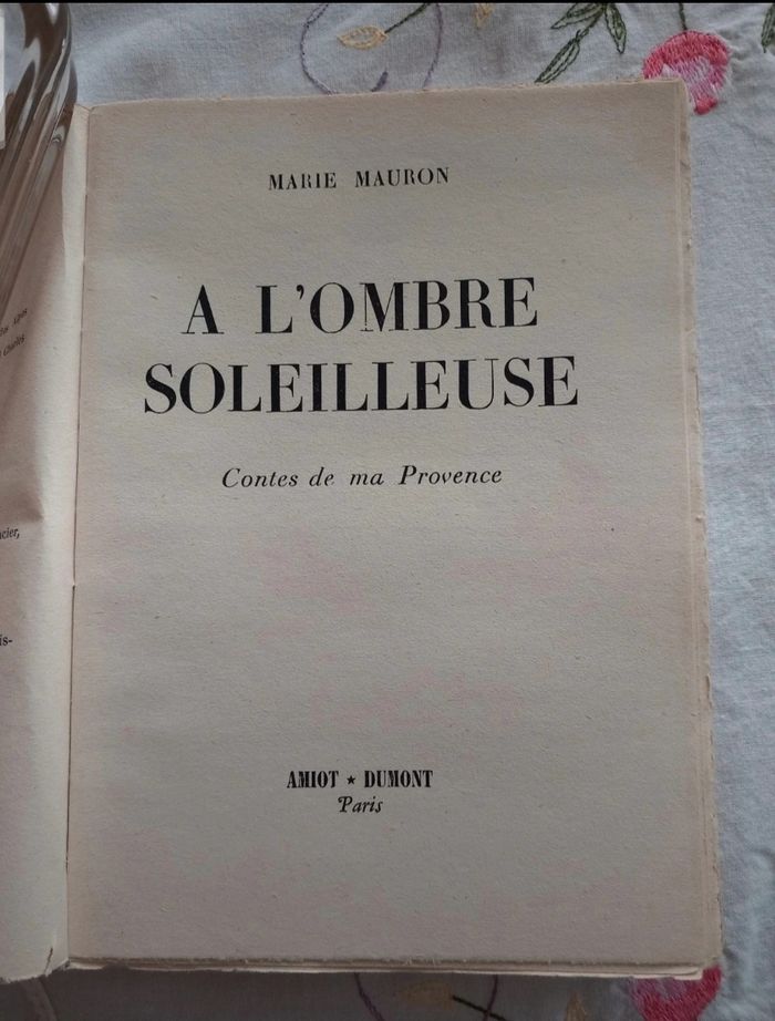 Livre A l'ombre soleilleuse - photo numéro 2