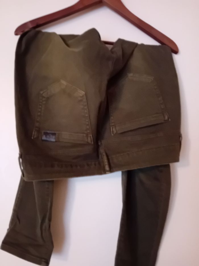 Pantalon olive FIVE
