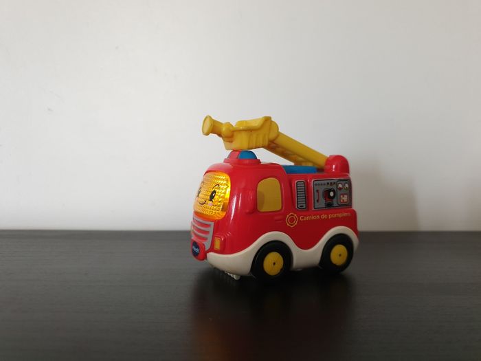 Tut tut bolide "Mahe, camion de pompiers" VTech - photo numéro 2