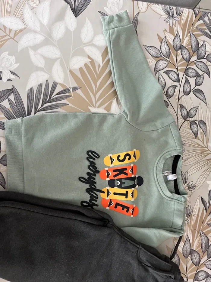 Ensemble pull/pantalon 18 mois - photo numéro 2