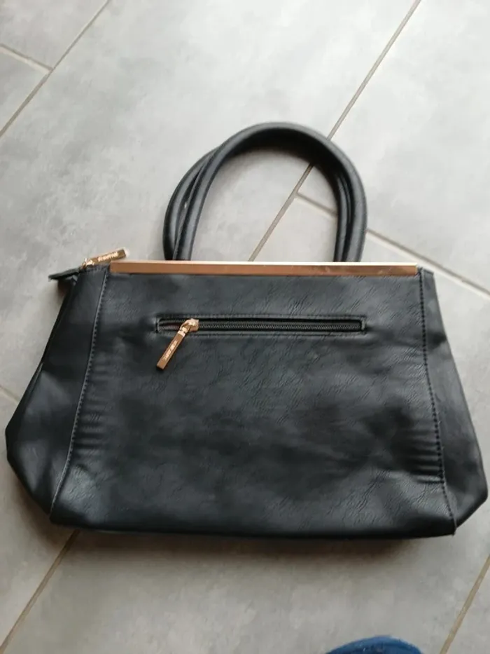 Sac à main noir et doré - photo numéro 3