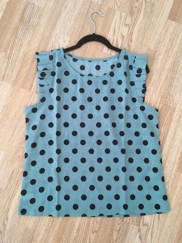 Top / débardeur NEUF taille L