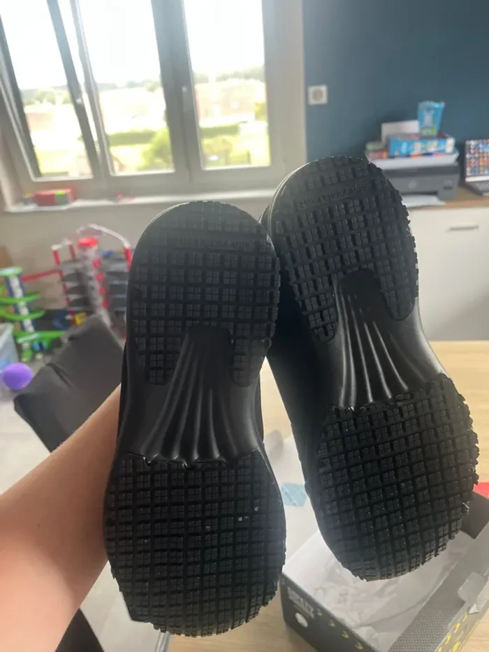 Chaussures de sécurité femme - photo numéro 4