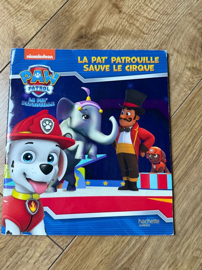 Livre paw patrol