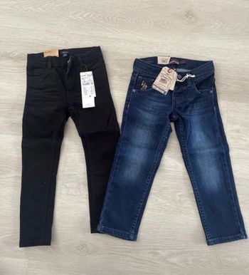 2 jeans jamais porté