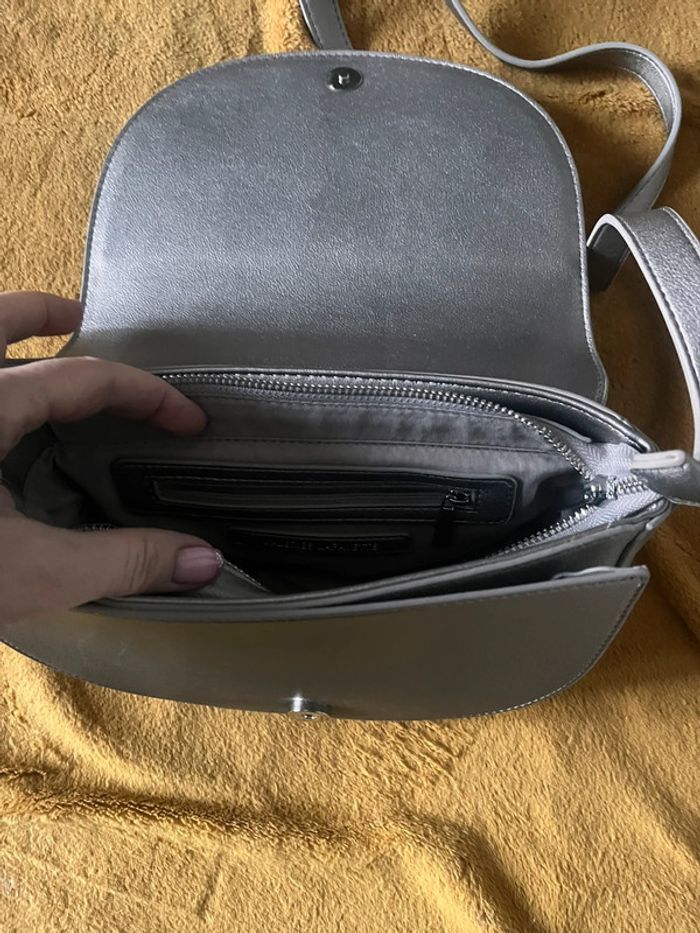 Sac à main gris taupe irisée - photo numéro 2