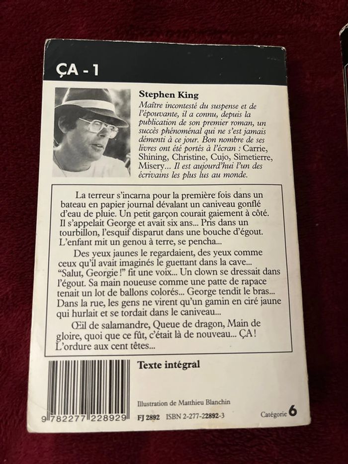 Coffret 3 livres de poche de Stephen King Ça et dvd blu ray - photo numéro 12