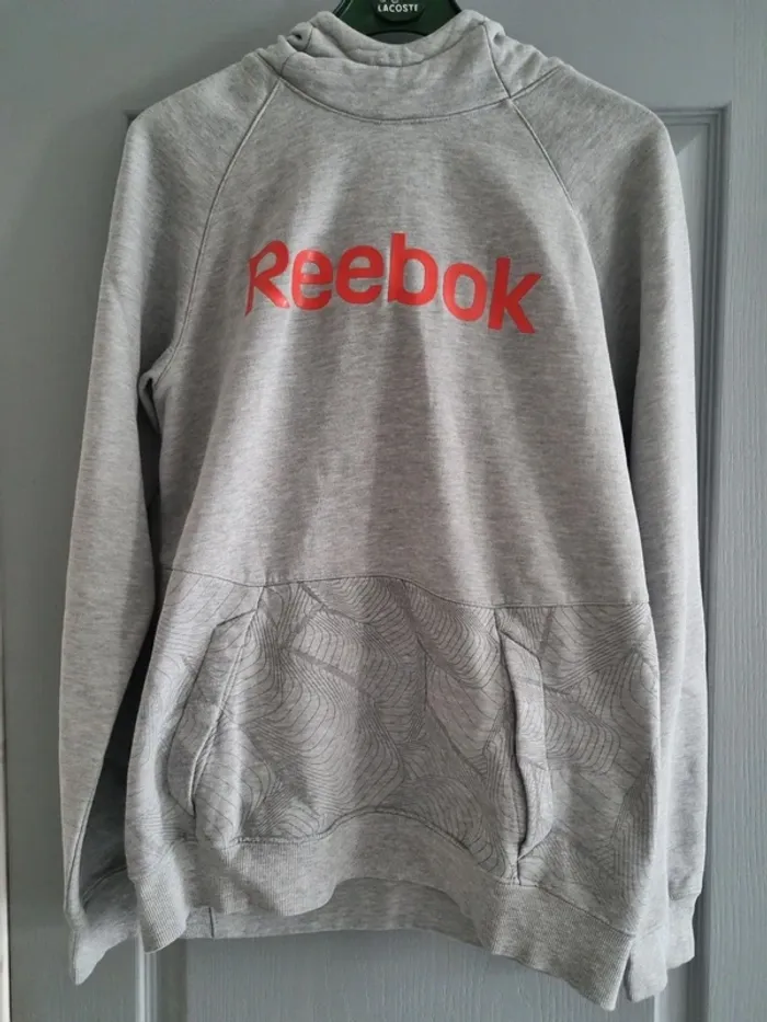Sweat Reebok