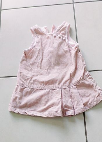 Jolie Robe doublé obaibi 3 mois