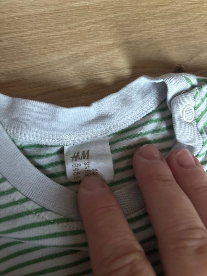 T-shirt 2 ans - photo numéro 3