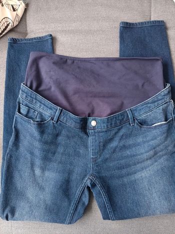 Slim grossesse t 44 neuf kiabi