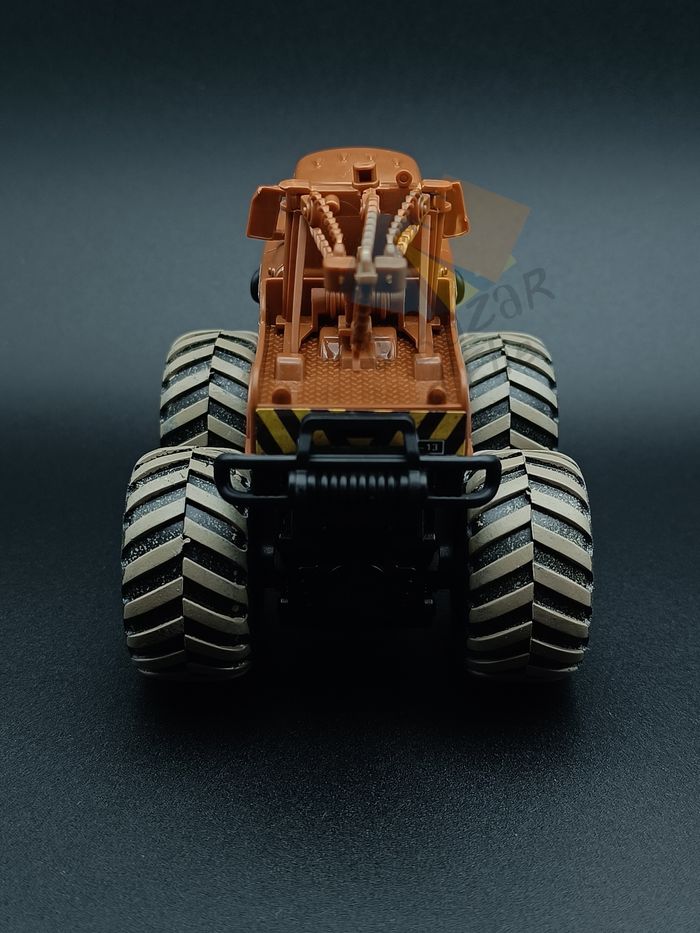Voiture Cars Monster Martin (CJ) - photo numéro 4