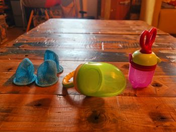 Lot de 2 tetines a fruits