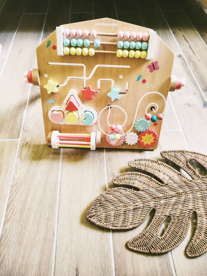 🌞Planche-panneau multi activités busy board en bois marque Vertbaudet - photo numéro 2