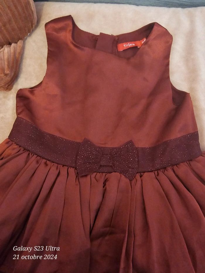 Jolie robe de fête taille 3 ans - photo numéro 2