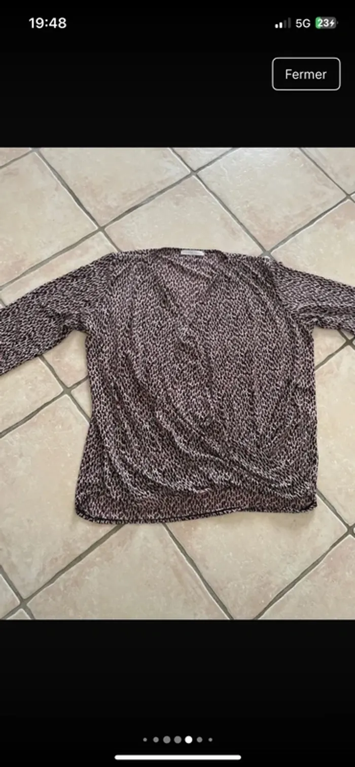 Superbe blouse en 42/44 de la boutique Armand Thiery en excellent état - photo numéro 3