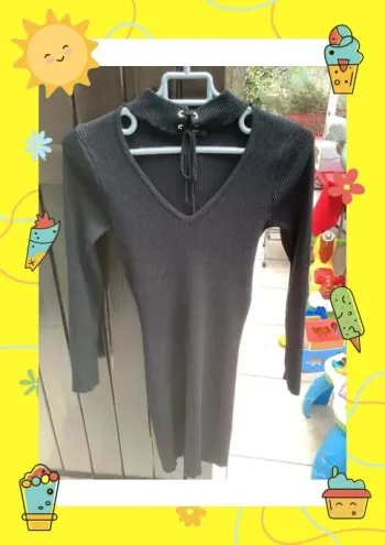 Robe manches longues avec collier lacet noire S 36