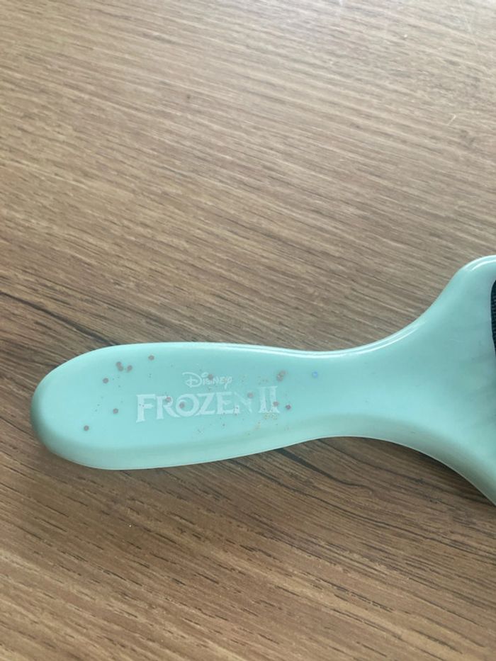 Brosse à cheveux petite fille Reine des Neiges 2 - photo numéro 3